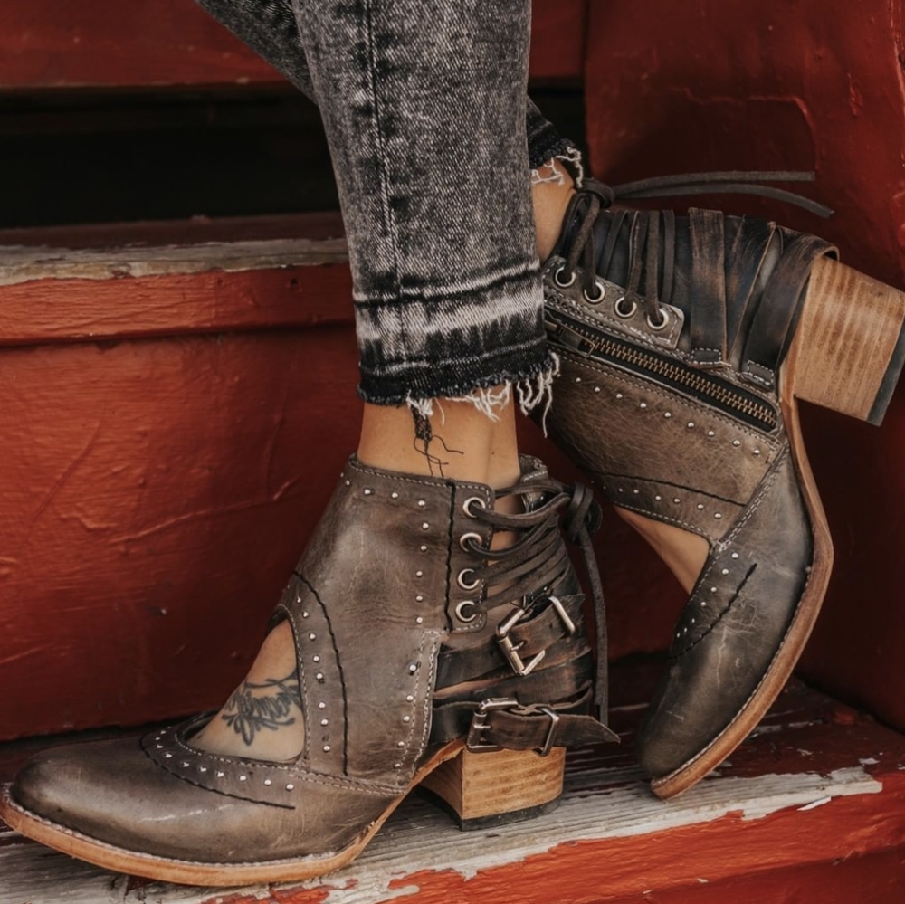 FreeBird Desert Bootie in Stone size 6